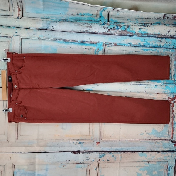 AG Adriano Goldschmied The Prima Mid-Rise Cigarette Pant - Picture 2 of 7